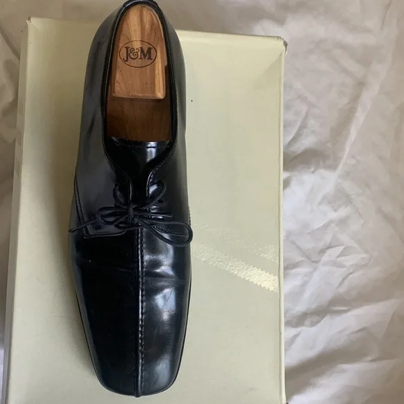 rare - PRADA center seam leather lace ups - Picture 3 of 10